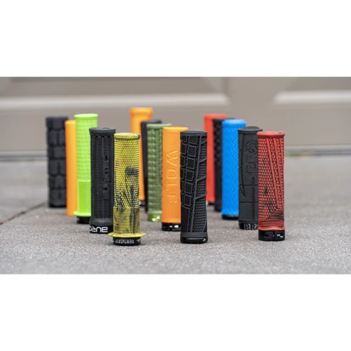 Грипси Lizard Skins CHARGER EVO 136мм, з одним замком, Fire Red (GRI-11-21): Колір красный