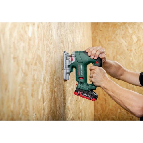 Електролобзик Metabo STA 18 LTX 150 BL (601502840): Тип живлення аккумулятор