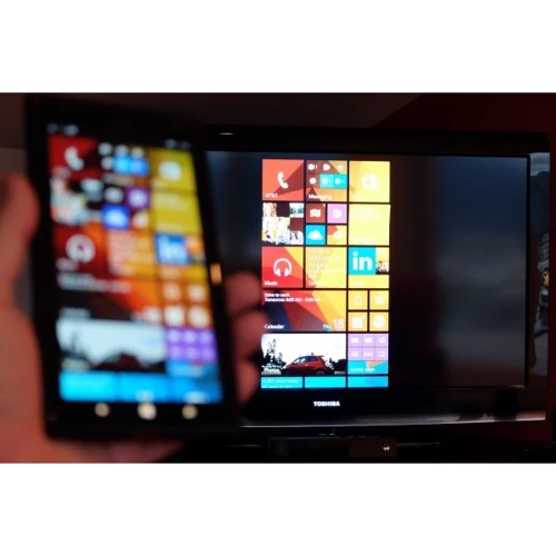 Аксессуар для планшетных ПК Microsoft Wireless Display Adapter v2 (P3Q-00001) фото 4