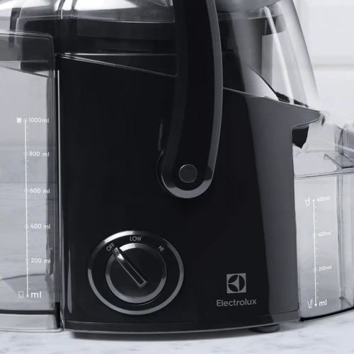 Соковыжималка Electrolux ECJ1-4GB: Мощность, Вт 700