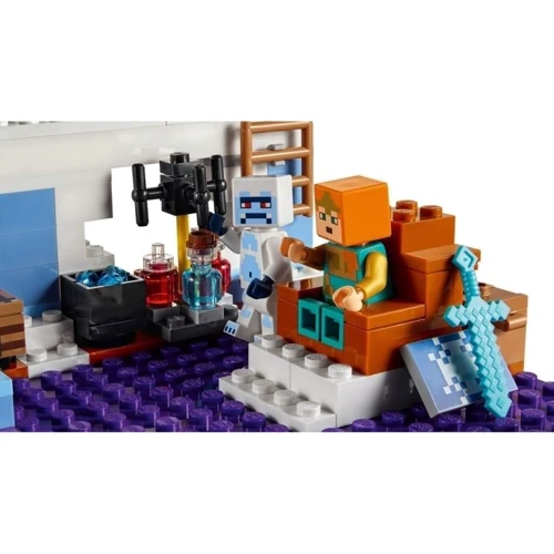 Конструктор Lego Minecraft Крижаний замок 499 деталей (21186) фото 4