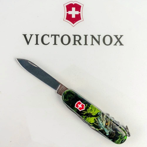 Мультитул Victorinox HUNTSMAN ZODIAC Зеленый деревянный дракон 1.3713.3.Z3240p (Vx13713.3_Z3240p) фото 6