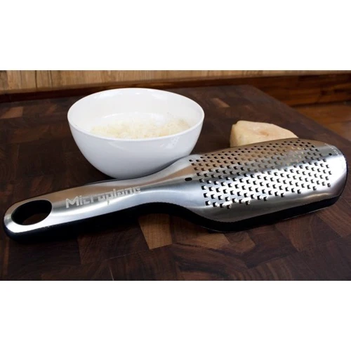 Тёрка экстра крупная Microplane Elite (27.6 x 7.6 x 2.8 см) (49000): Количество насадок, плоскостей 1