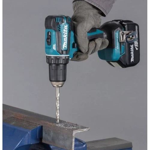 Шуруповерт Makita DDF485RFJ: Тип аккумулятора Li-Ion