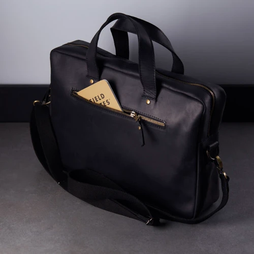 INCARNE Handmade Leather Laptop bag Bruno Black for MacBook 15-16": Совместимость MacBook 15-16"