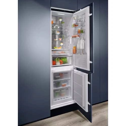 Встраиваемый холодильник Electrolux ENC8MC19S: Управление сенсорное