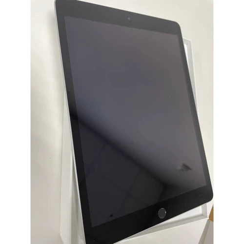 Apple iPad 9 10.2" 2021 Wi-Fi 256GB Silver (MK2P3) (iPad)(SXT2WGW2NKJ) Approved: Причина уценки Маленький скол на корпусе, не активирован