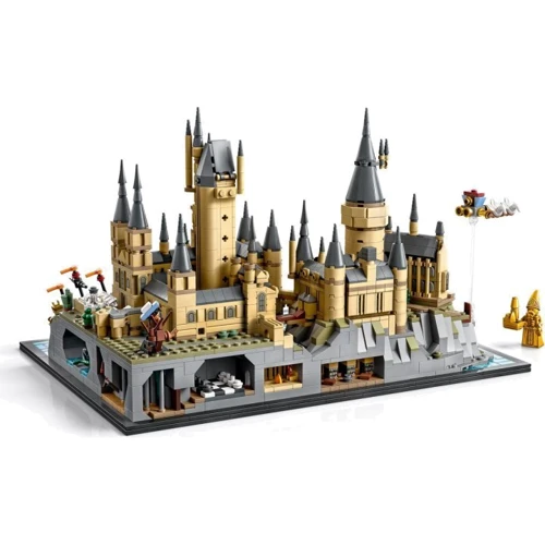 Конструктор LEGO Замок и Территория Хогвартса (76419): Количество деталей, шт. 2660