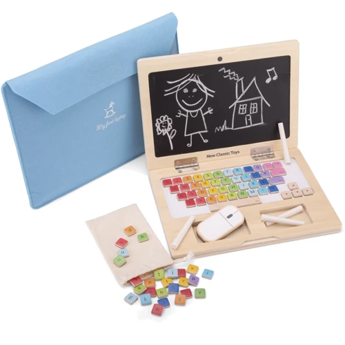 Игровой набор из дерева New Classic Toys Мой первый ноутбук (18270)