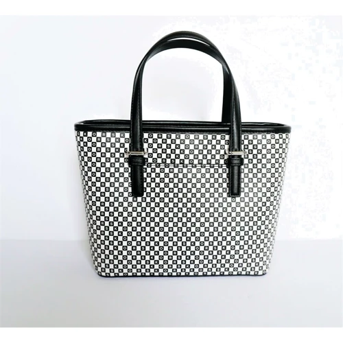 Женская сумка тоут Michael Kors черно-белая (MK0575W): Фактура Гладкая, Матовая