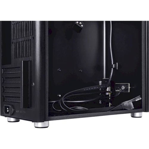 Корпус QUBE V9 Black (QBV9M_WBNU3) фото 8
