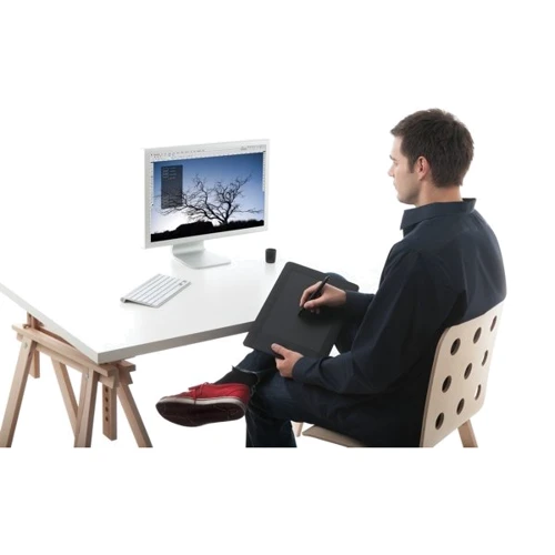 Графический планшет Wacom Intuos 5 Small (PTK-450-RU): Тип пера беспроводной