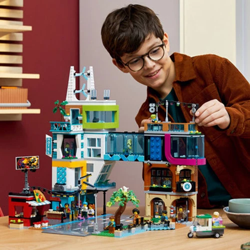 Конструктор LEGO City Центр города (60380) фото 4
