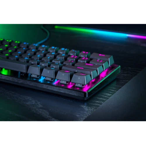 Клавиатура Razer Huntsman V3 Pro Mini (RZ03-04990100-R3M1): Тип клавиш оптико-механический