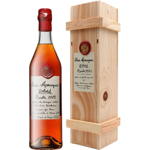 Арманьяк Delord Bas-Armagnac 1982 wooden box 40 % 0.7 л (WHS3324113719824)