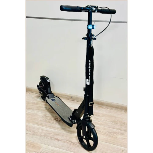 Самокат Maraton Urban Scooter Чорний: Тип коліс надувные
