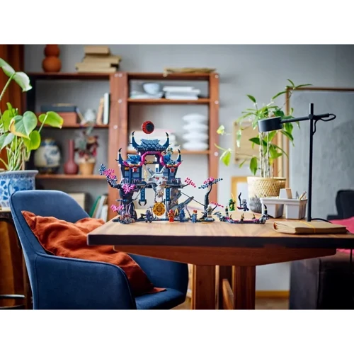 Конструктор LEGO Ninjago Wolf Mask Shadow Dojo Теневое додзе в маске волка (71813) фото 5