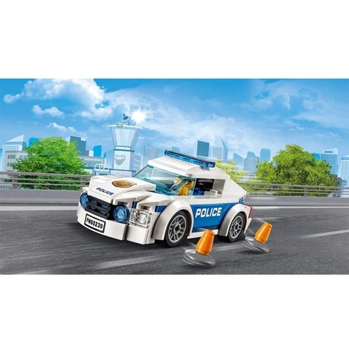 Конструктор LEGO City Автомобиль полицейского патруля (60239): Количество деталей, шт. 92