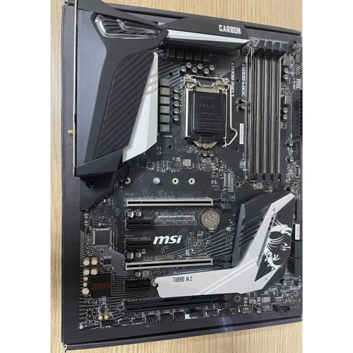 MSI MPG Z390 Gaming Pro Carbon AC (Материнські плати)(601-7B17-020B1908000831): Виробник MSI