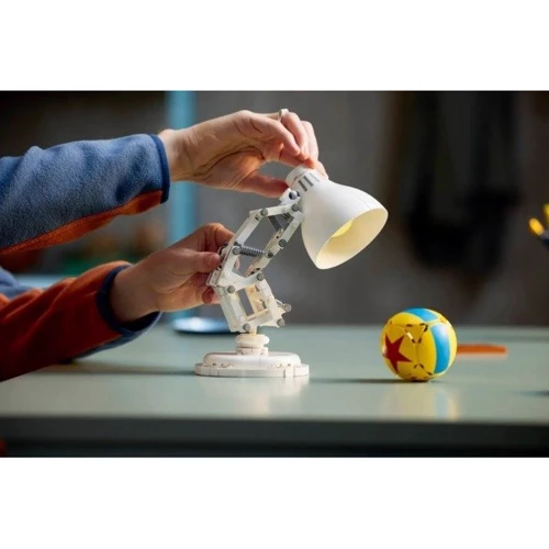 Конструктор LEGO Ideas Disney Pixar Luxo Jr. (21357) фото 6