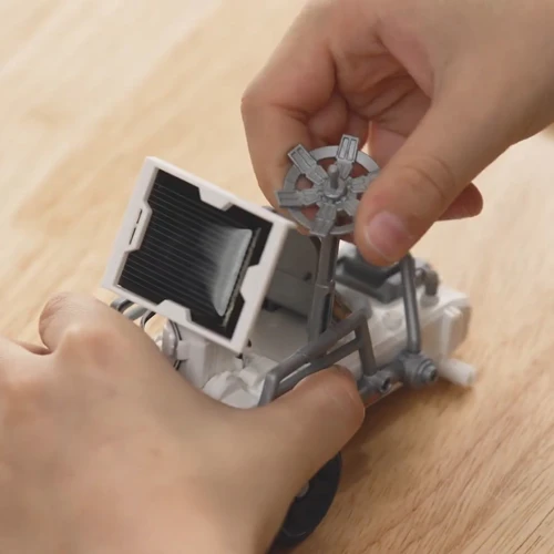 Игровой набор Astropod Миссия Собери космический роверс фигуркой (80332)