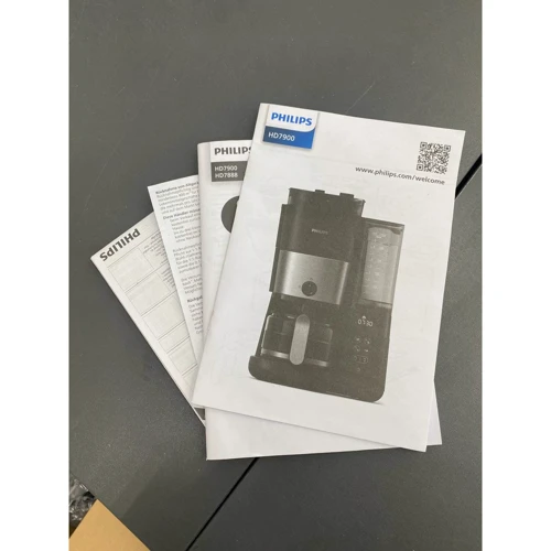 Philips HD7900/50 (Кофемашины и кофеварки)(UA003755) Stylus approved: Причина уценки Небольшой скол на баке для воды