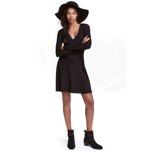 Сукня H & M 4259054 38 чорне повсякденне до середини стегна