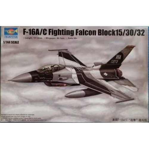 Истребитель TRUMPETER F-16A/C Fighting Falcon Block15/30/32 TR03911
