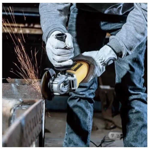 Болгарка (Угловая шлифовальная машина) DeWALT DWE4117 UA: Потребляемая мощность 950 Вт