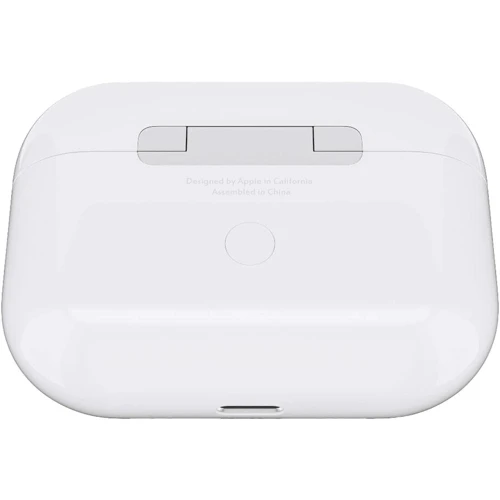 Зарядный кейс AirPods Pro (MWP22): Материал Пластик