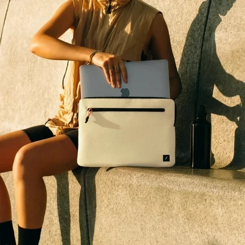 Native Union Ultralight Sleeve Case Sandstone (STOW-UT-MBS-SAN-13) для MacBook 13": Тип аксесуара чехол