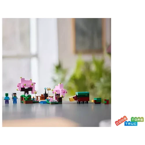 Конструктор LEGO Minecraft Квітучий вишневий сад (21260-): Кількість деталей, шт. 304