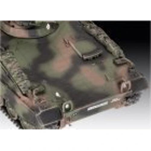 Сборная модель-копия Revell Танк Marder 1A3 Уровень 4 (RVL-03326) фото 4