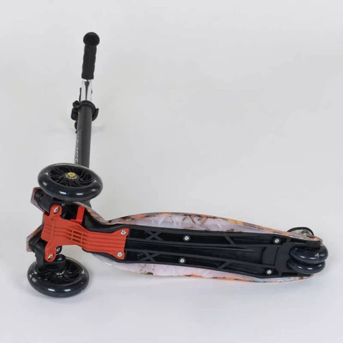 Самокат дитячий пластмасовий з алюмінієвої трубкою керма + 4 колеса Black / Orange (74312): Тип коліс литі