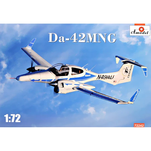Модель Amodel Легкий многоцелевой самолет Da-42MNG (AMO72242)