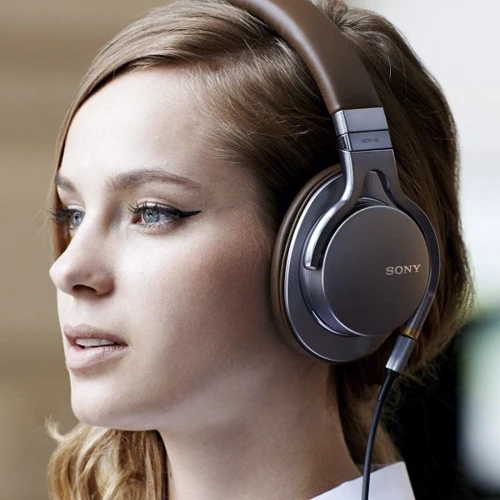 Навушники Sony MDR-1A Black: Тип конструкції повнорозмірні