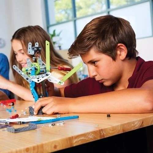 Конструктор Meccano Engineering and robotics Двигуни моторизовані (6047099): Живлення Батарейки