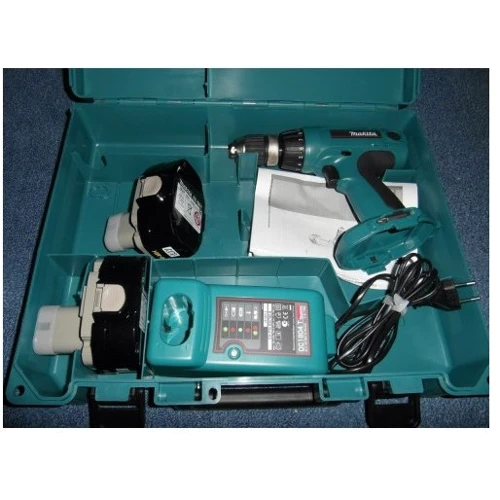 Шуруповерт аккумуляторный Makita 6347DWDE: Тип патрона быстрозажимной