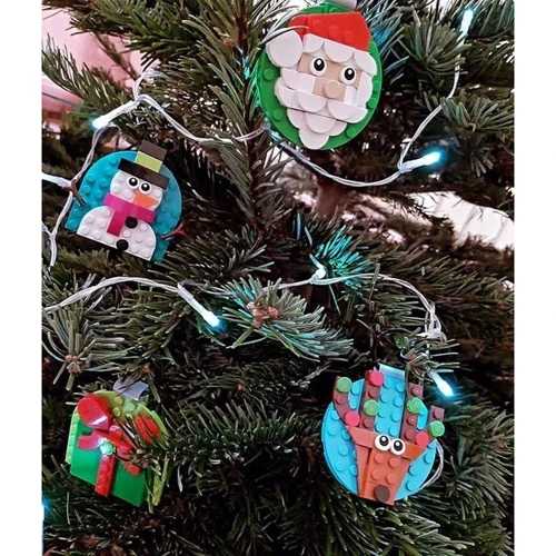 Конструктор LEGO Iconic Набор рождественских украшений (40744)