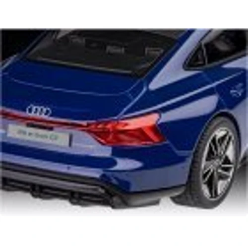 Сборная модель-копия Revell Набор Автомобиль Audi e-tron GT Уровень 2 (RVL-67698) фото 5