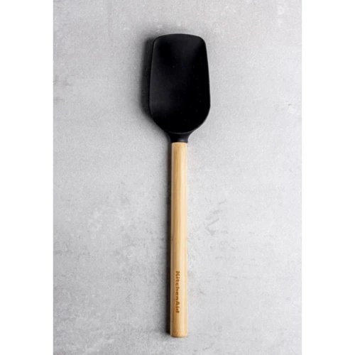 Лопатка для тесту KitchenAid Classic 30.1 см, чорна (KQG630OHOBE)