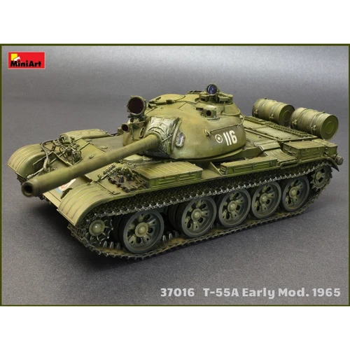 Сборная модель MiniArt Советский средний танк Т-55А образца 1965 г., ранний с интерьером (MA37016) фото 4