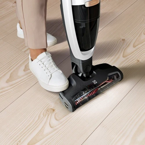 Пылесос Electrolux WQ81-ALGS фото 18