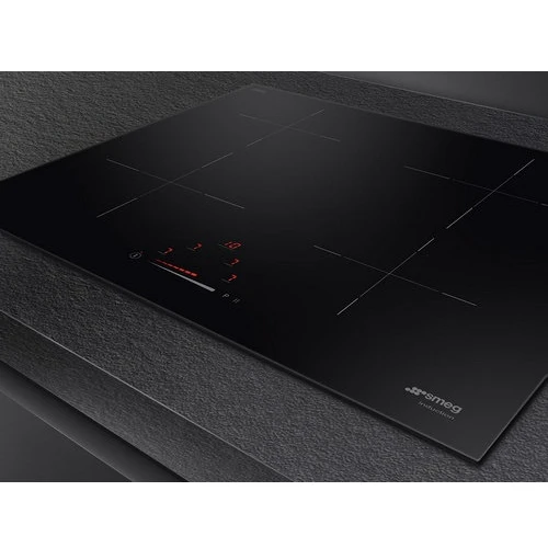 Варочная поверхность SMEG SI4642D: Рабочая поверхность стеклокерамика