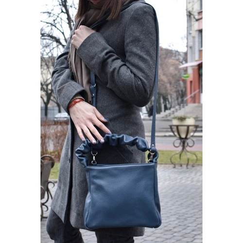 Женская сумка-мешок ARTiS Bags голубая (1717920): Тип ручки Со съемным ремнем, Плечевой ремень, Короткая ручка
