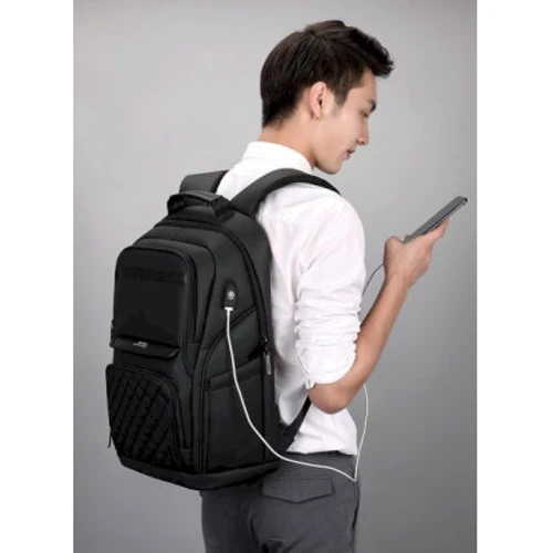 ROWE Business Executive Backpack Black (8260) for MacBook Pro 15"