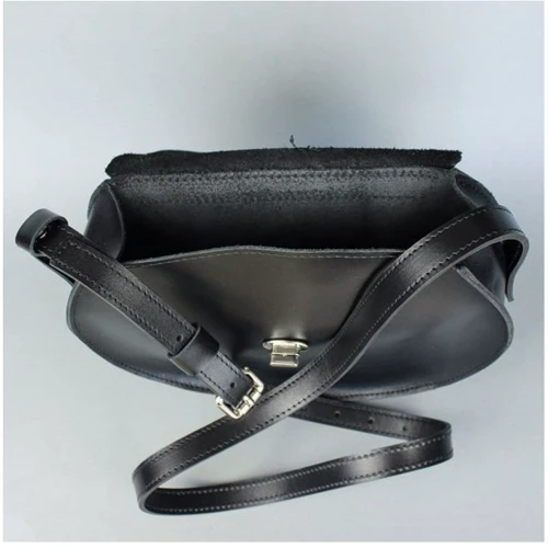 Жіноча сумка-сетчел The Wings чорна (TW-RoundBag-black-ksr): Фактура матова, Гладка