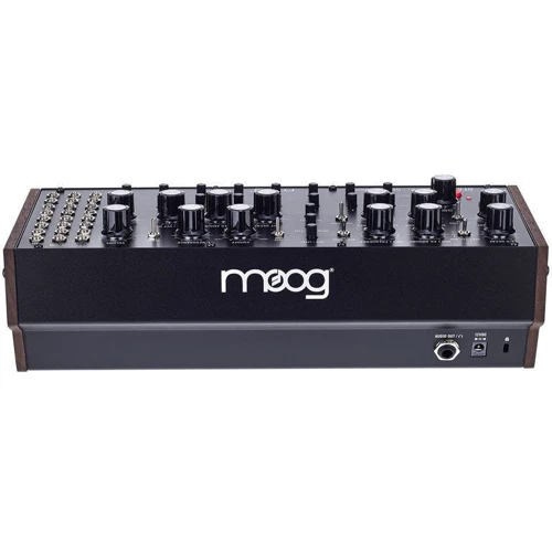 Аналоговий синтезатор MOOG DFAM: Наявність секвенсора Есть