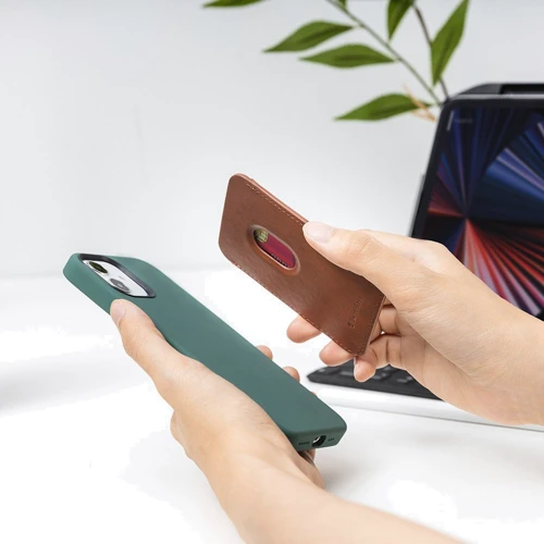 Чехол для iPhone Switcheasy MagWallet Saddle Brown (GS-103-168-229-146) for iPhone 12/13 Series фото 6