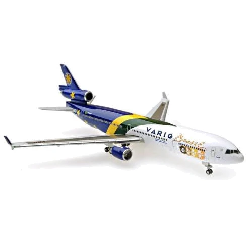 Пассажирский самолет SCHUCO MD-11 "Varig Brasil" SCHUCO3557530